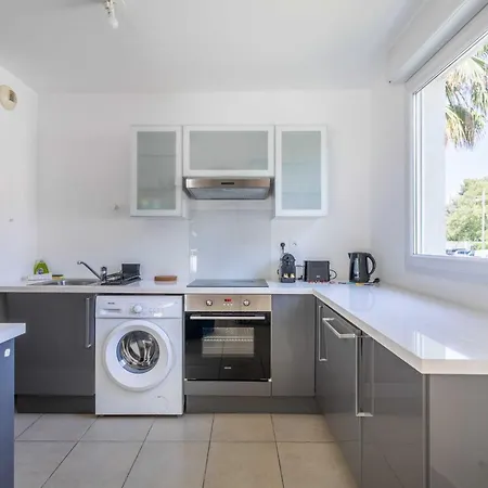 2 Bedroom With Balcony 10th Arr Марсель